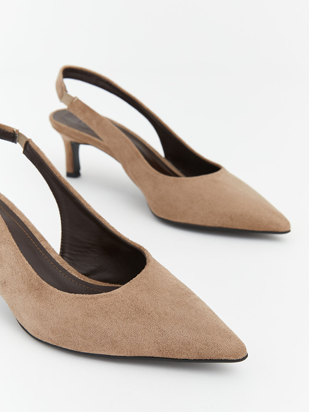 Kahverengi Sivri Burun Kadın Topuklu Ayakkabı-1