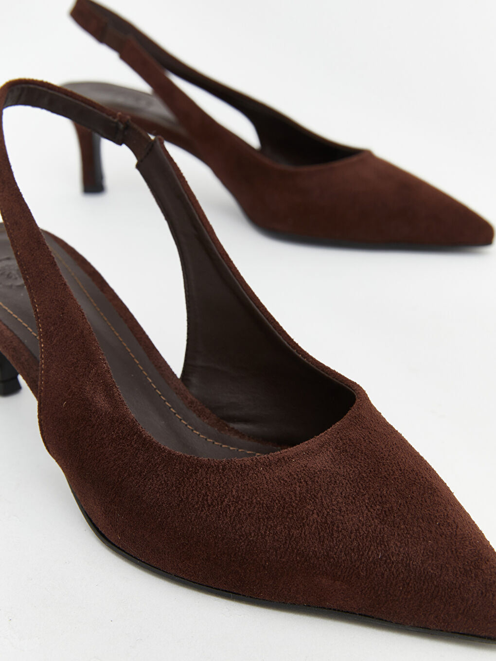 Kahverengi Sivri Burun Kadın Topuklu Ayakkabı-2