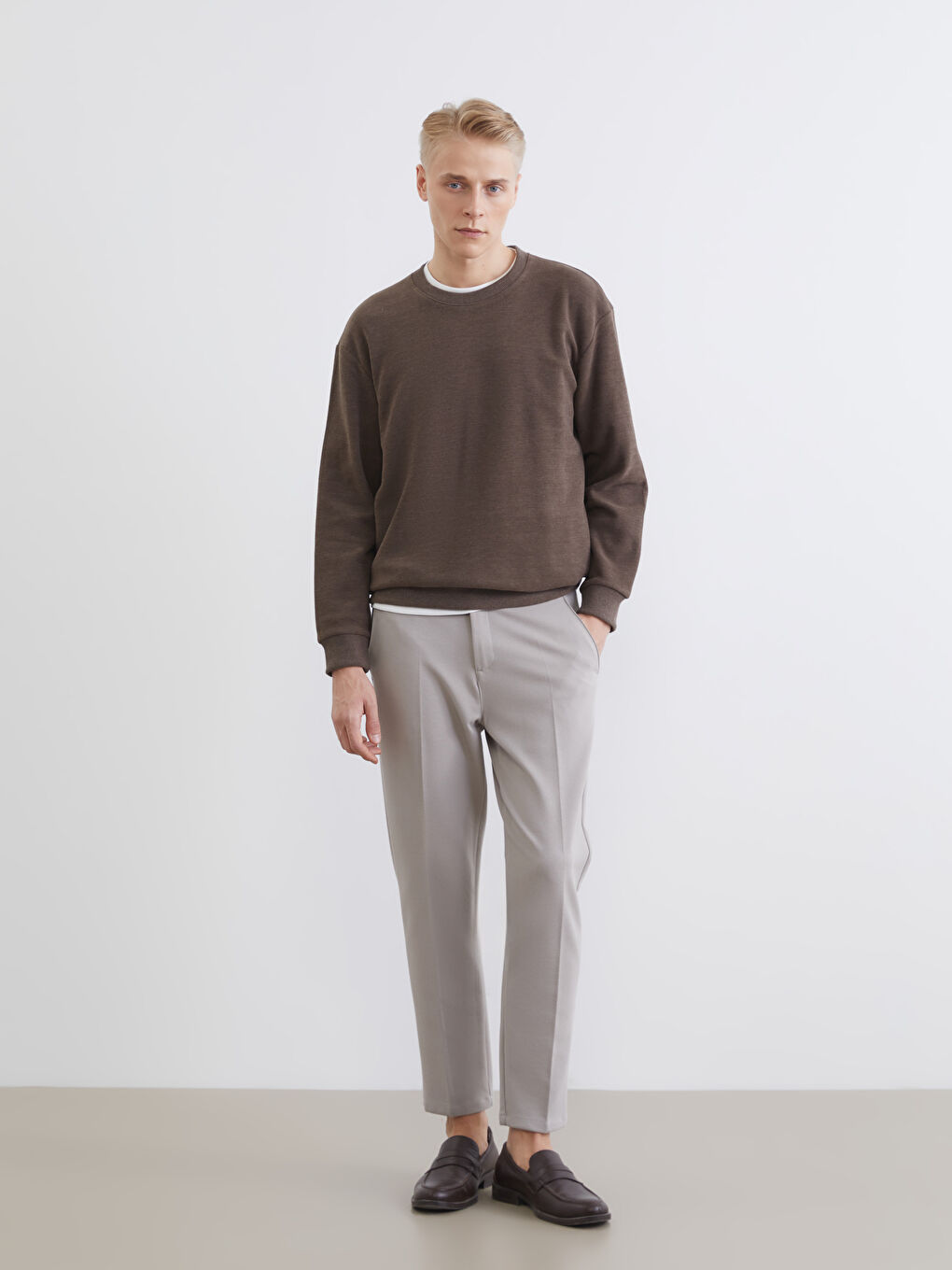 მრგვალი საყელო მამაკაცის სპორტული ზედა-1