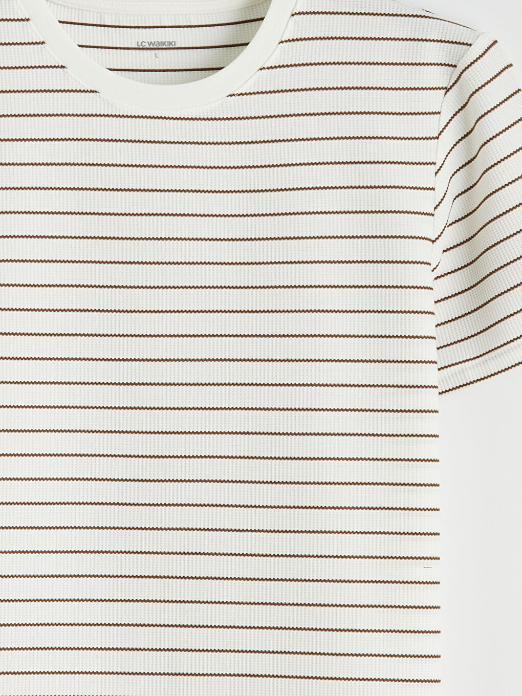 Beyaz Bisiklet Yaka Çizgili Erkek Tişört-5