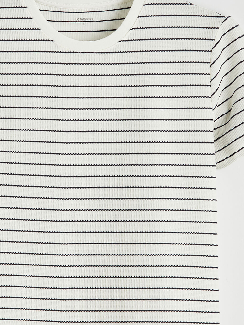 Beyaz Bisiklet Yaka Çizgili Erkek Tişört-5