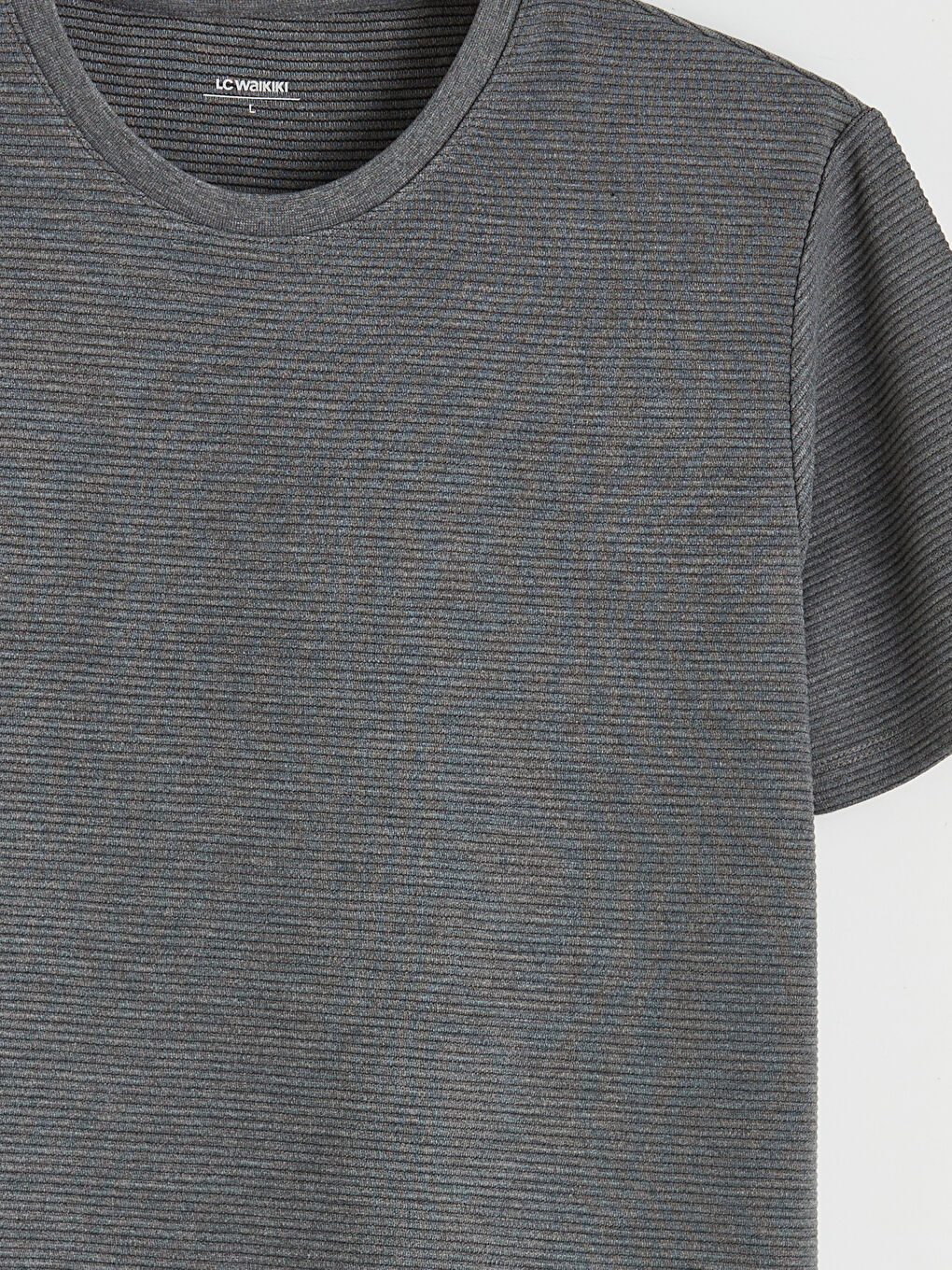 Gri Bisiklet Yaka Dokulu Erkek Tişört-5