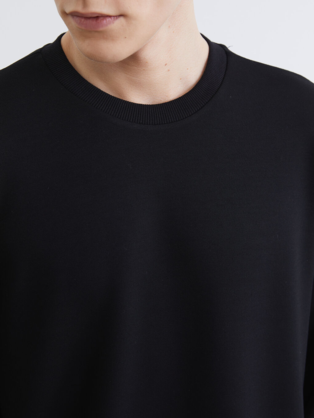 Crew Neck Men's Sweatshirt-2