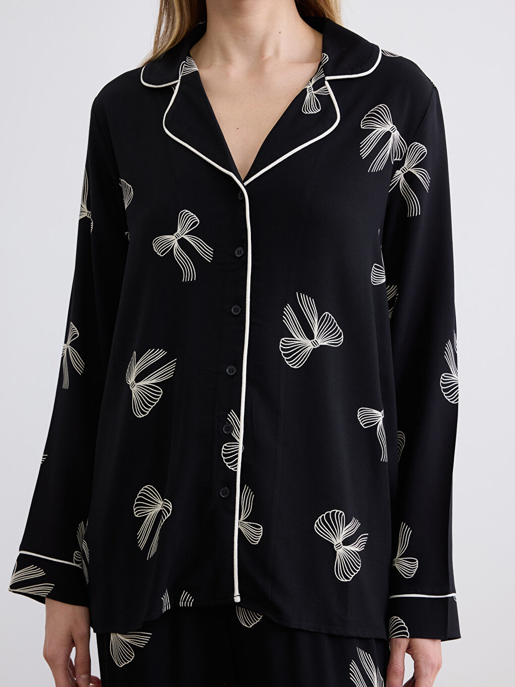 Set pidžama za žene sa mašnom na kragni košulje-2