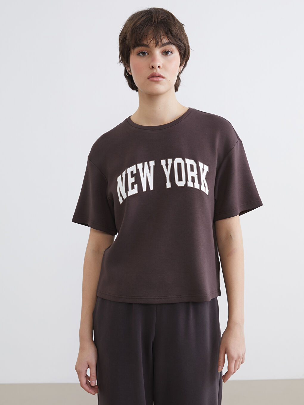 Γυναίκα ΚΑΦΕ Μπλουζάκι