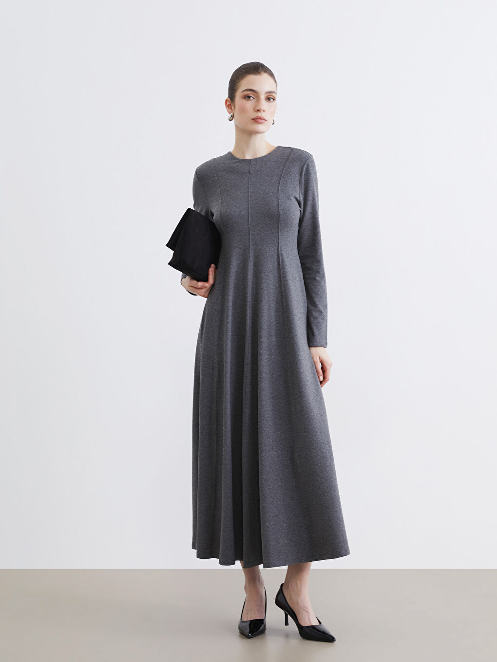 Gri Bisiklet Yaka Kloş Elbise