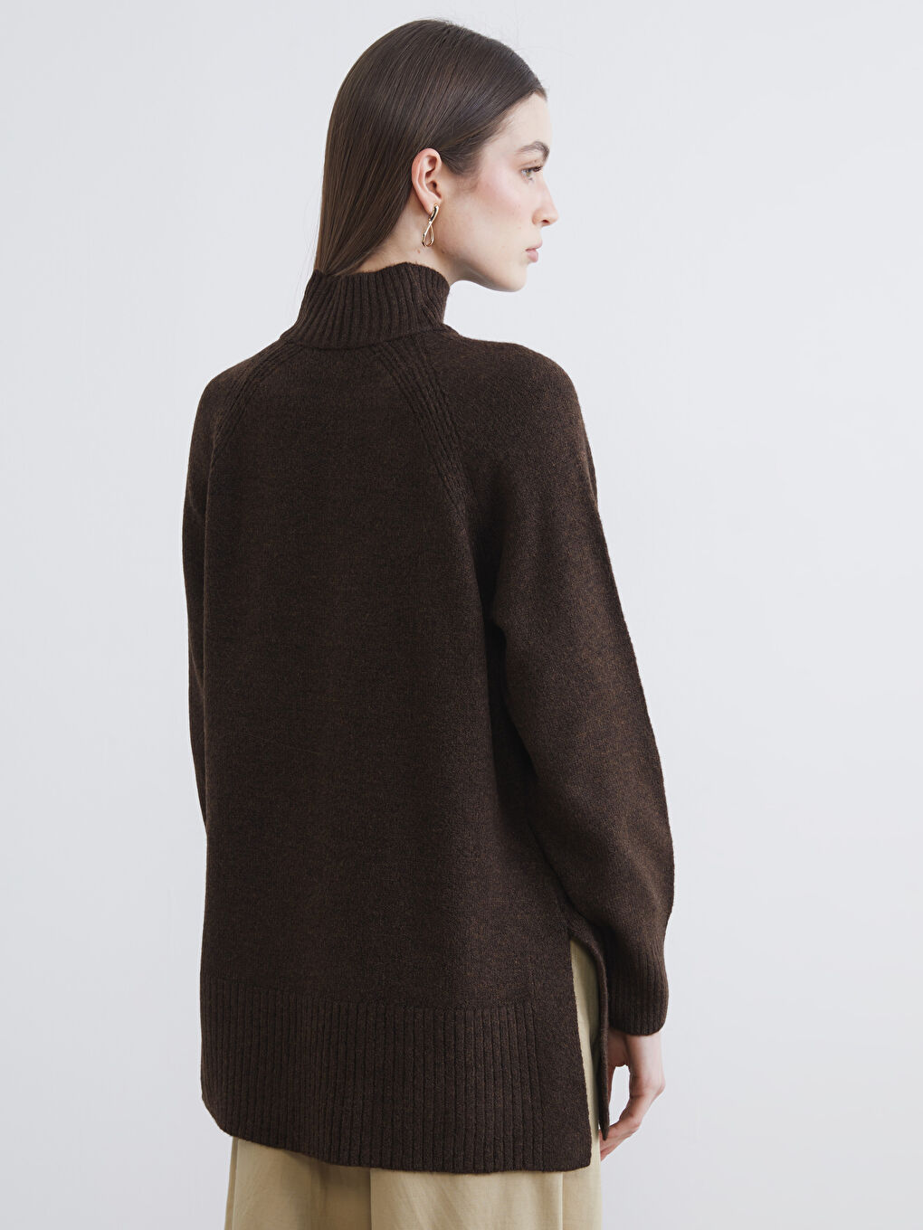 Kahverengi Balıkçı Yaka Oversize Kadın Triko Tunik-3