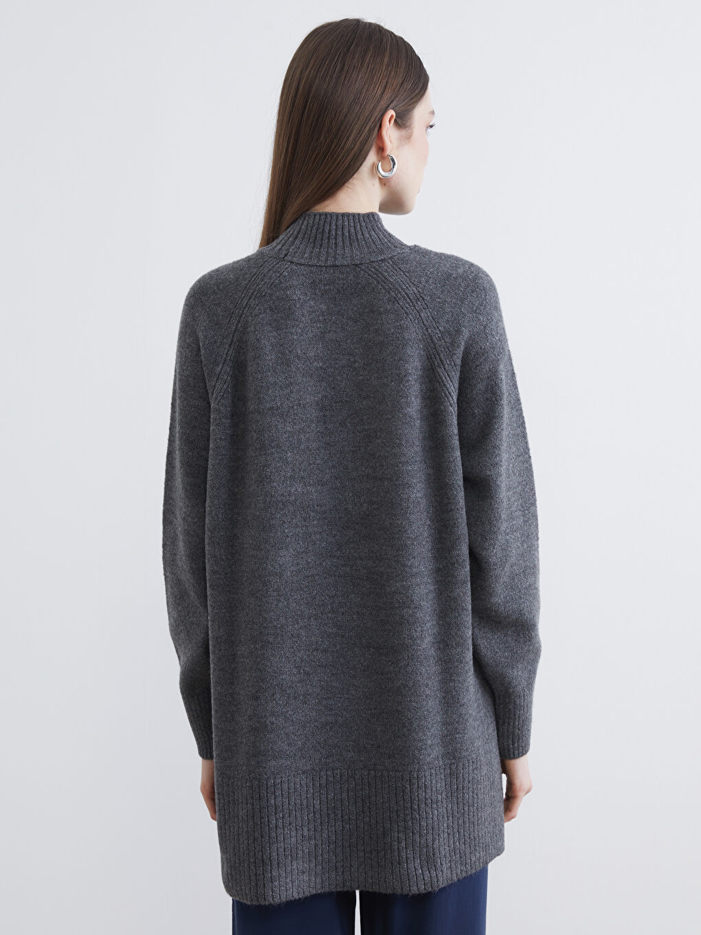 Antrasit Balıkçı Yaka Oversize Kadın Triko Tunik-3