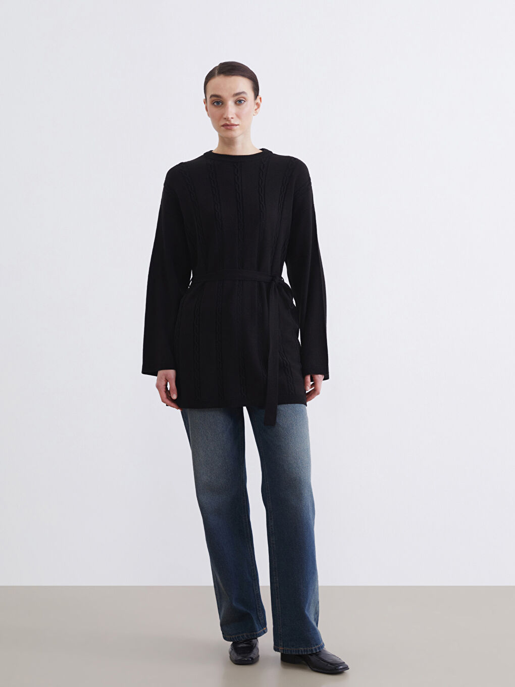 Siyah Kendinden Desenli Kadın Triko Tunik-1