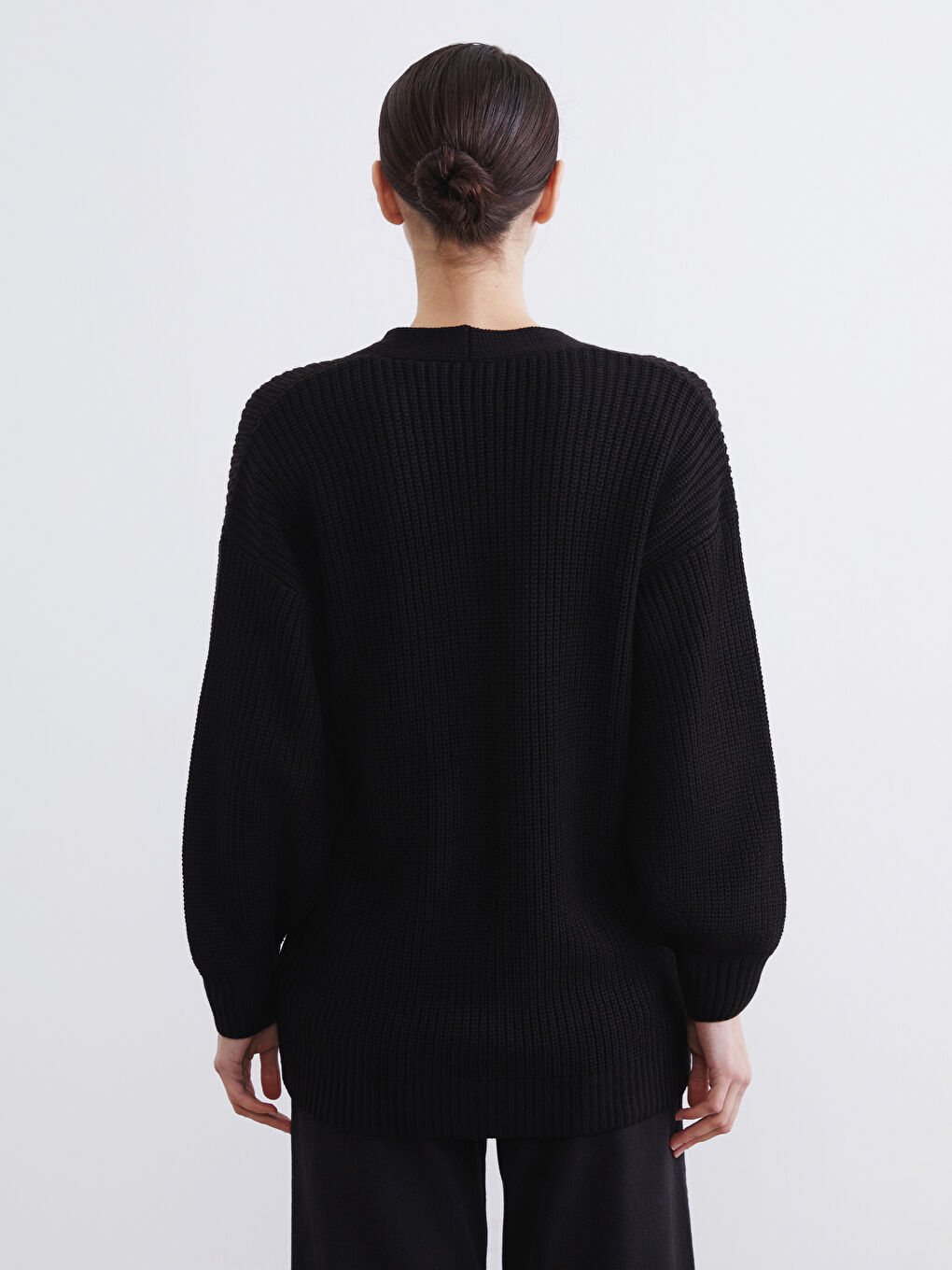 V-Neck Women's Knitted Cardigan-3