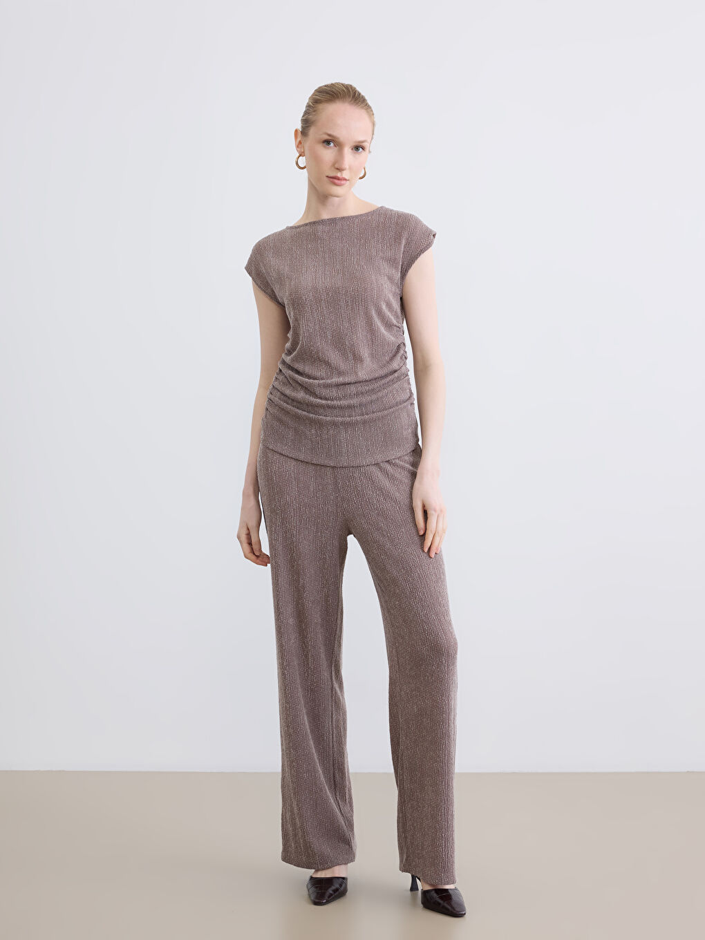 Crew Neck Ruched Textured Blouse-1
