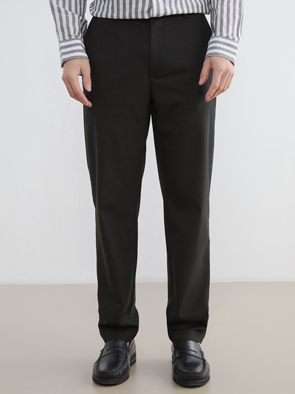 Kahverengi Standart Fit Yün Karışımlı Erkek Pantolon-1