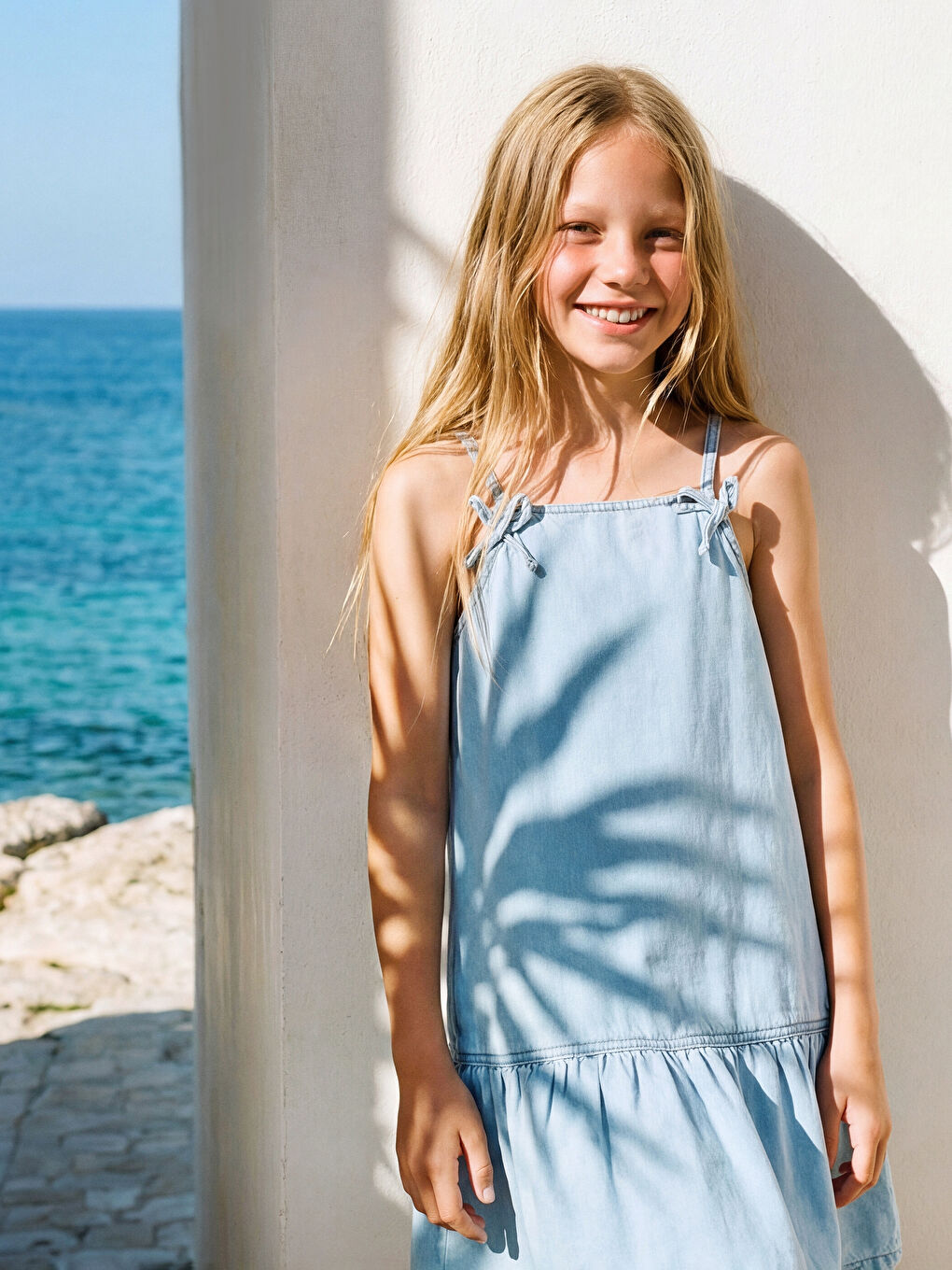 İndigo Fiyonk Detaylı İp Askılı Kız Çocuk Jean Elbise-1