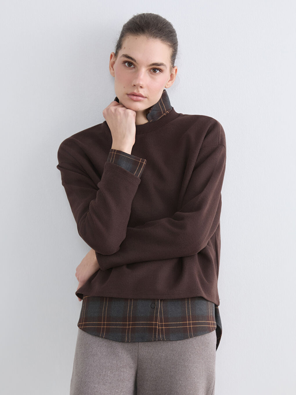 Kahverengi Bisiklet Yaka Kadın Sweatshirt