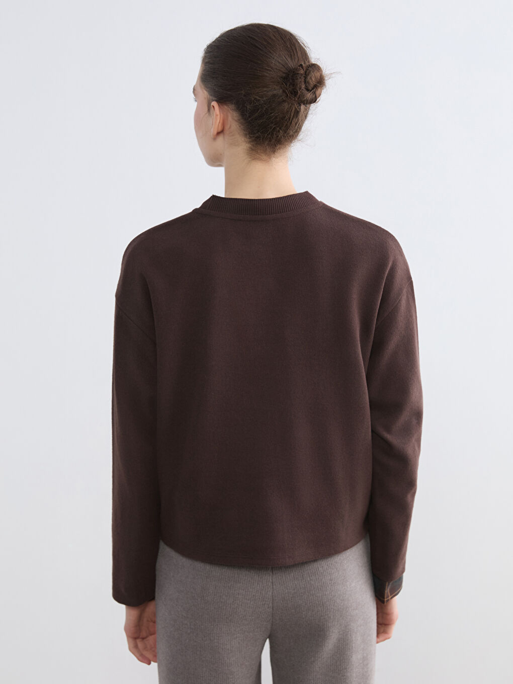 Kahverengi Bisiklet Yaka Kadın Sweatshirt-3