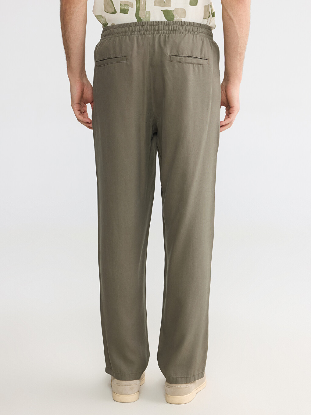 Regular Fit Pleated Men's Trousers-3