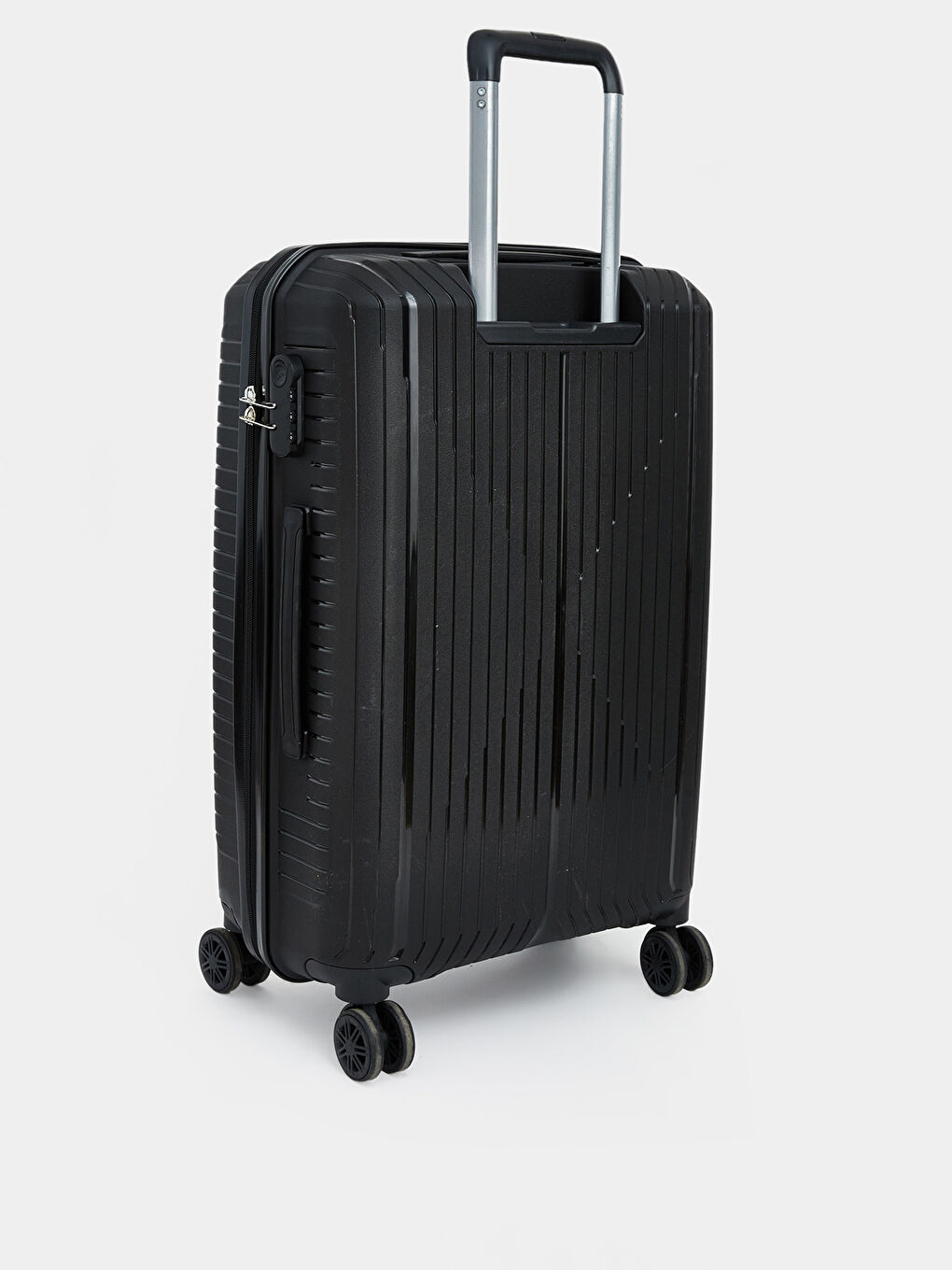 Siyah Kilit Detaylı Büyük Boy Valiz-1