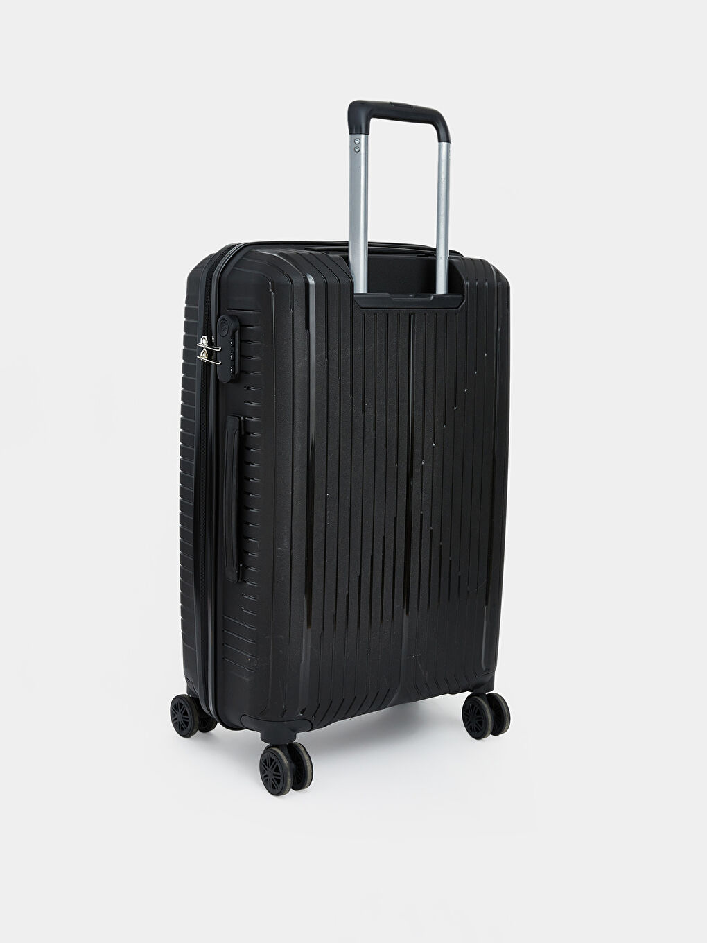 Siyah Kilit Detaylı Orta Boy Valiz-1