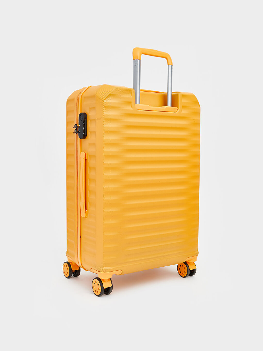 Sarı Kilit Detaylı Orta Boy Valiz-1