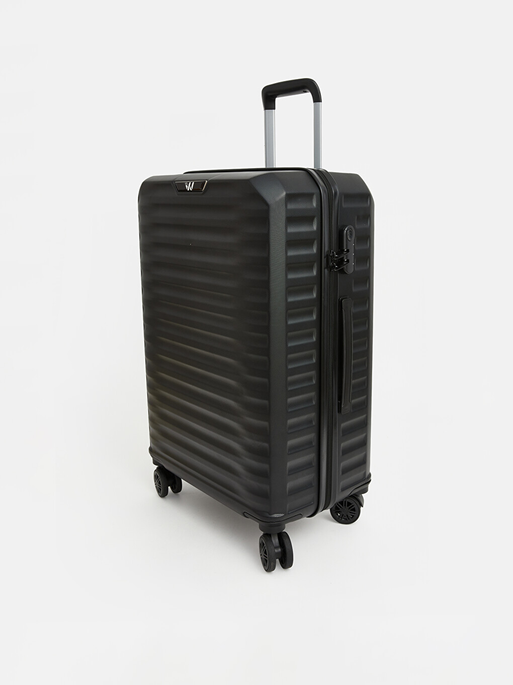 Medium Size Suitcase With Lock Detail-2