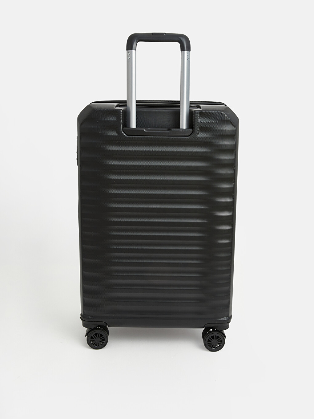 Medium Size Suitcase With Lock Detail-3