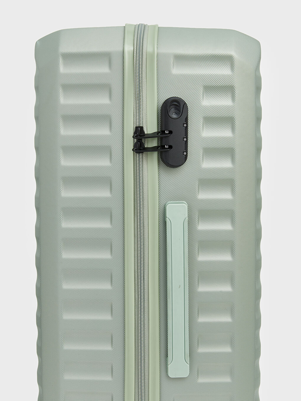 Yeşil Kilit Detaylı Küçük Boy Valiz-3