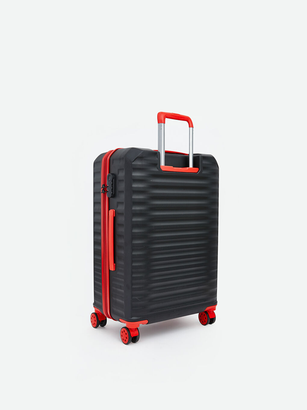 Siyah Kilit Detaylı Küçük Boy Valiz-1