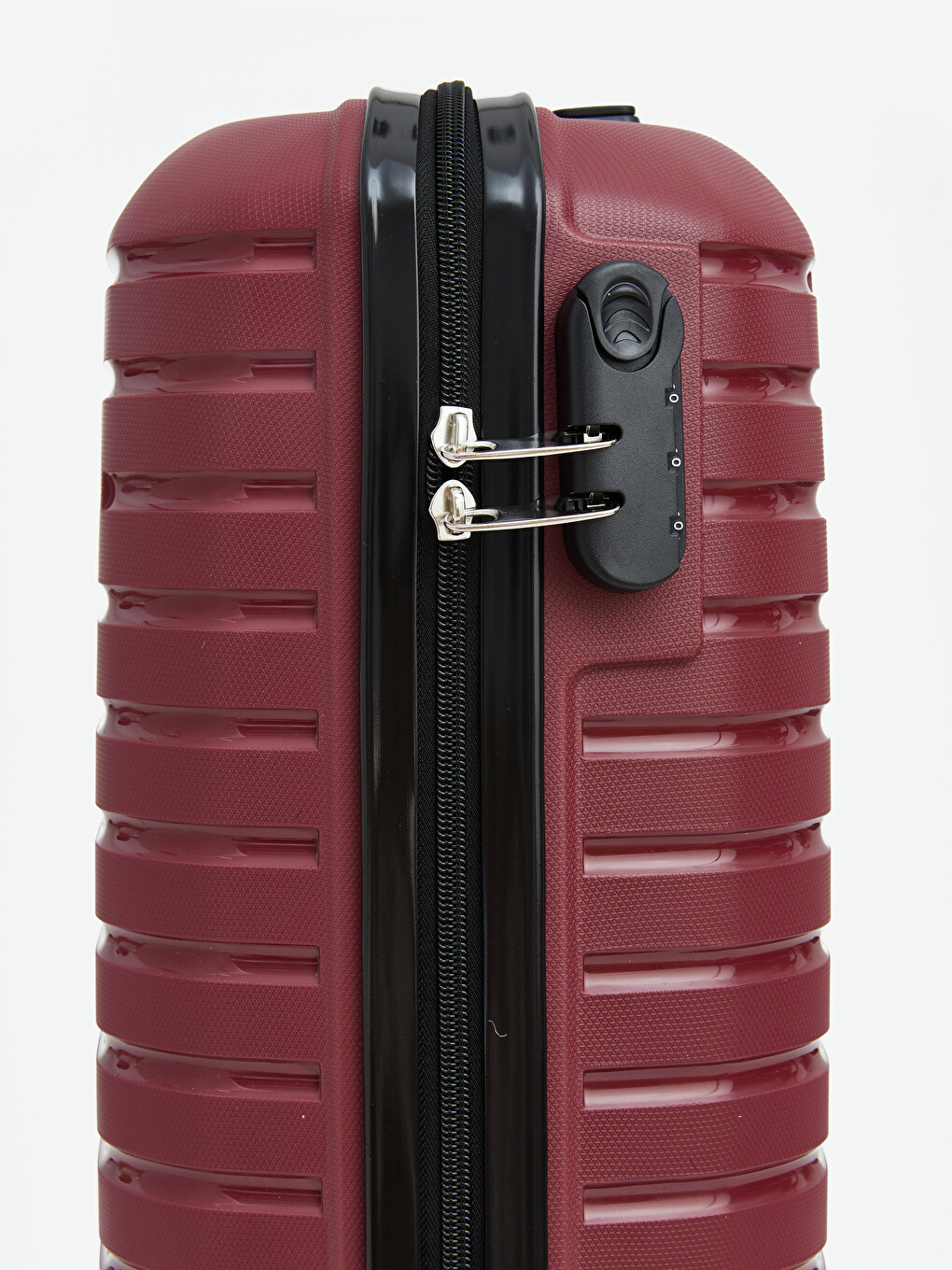 Small Suitcase with Lock Detail-3