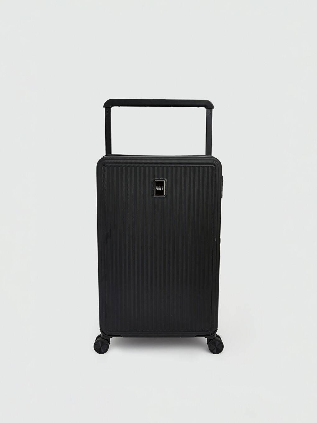 Siyah Kilit Detaylı Orta Boy Valiz