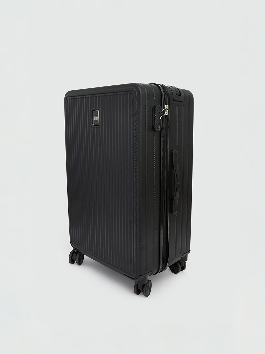 Siyah Kilit Detaylı Orta Boy Valiz-2