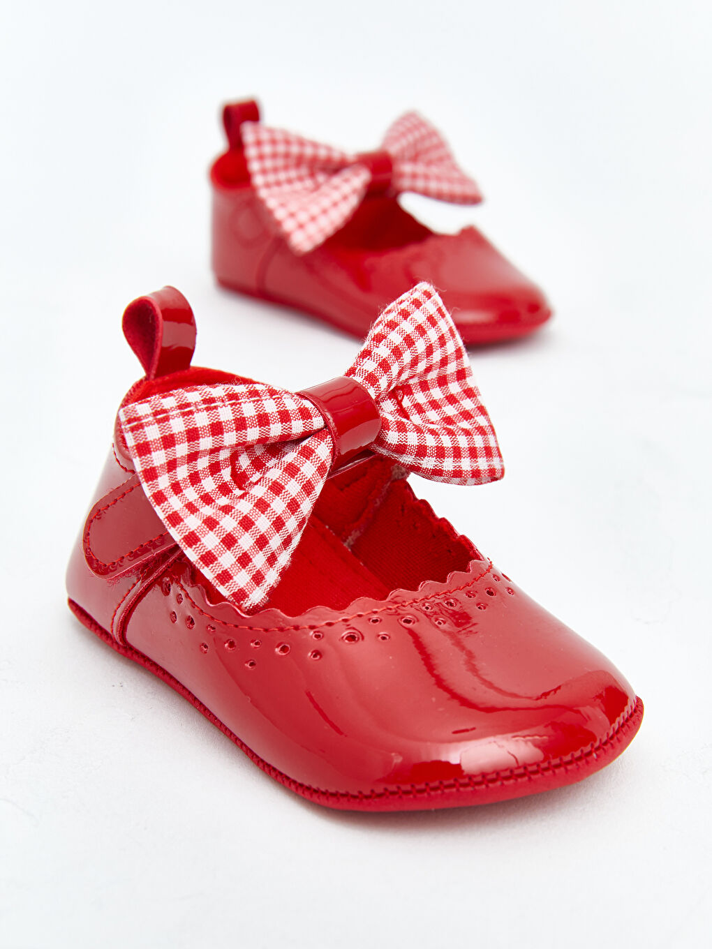 Kırmızı Fiyonk Detaylı Kız Bebek Babet-2