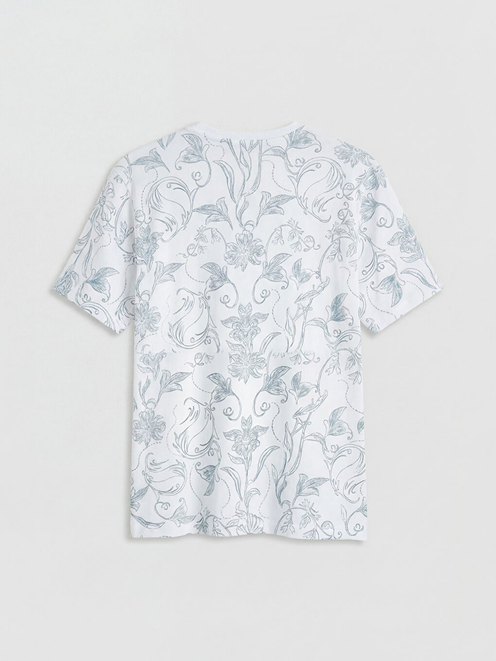 Beyaz Bisiklet Yaka Desenli Erkek Tişört-1