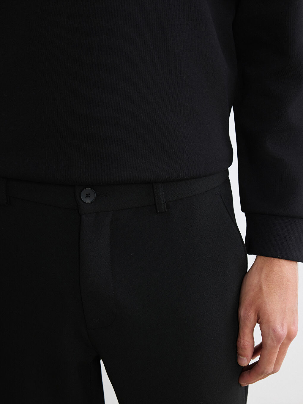 Siyah Standart Kalıp Erkek Pantolon-3