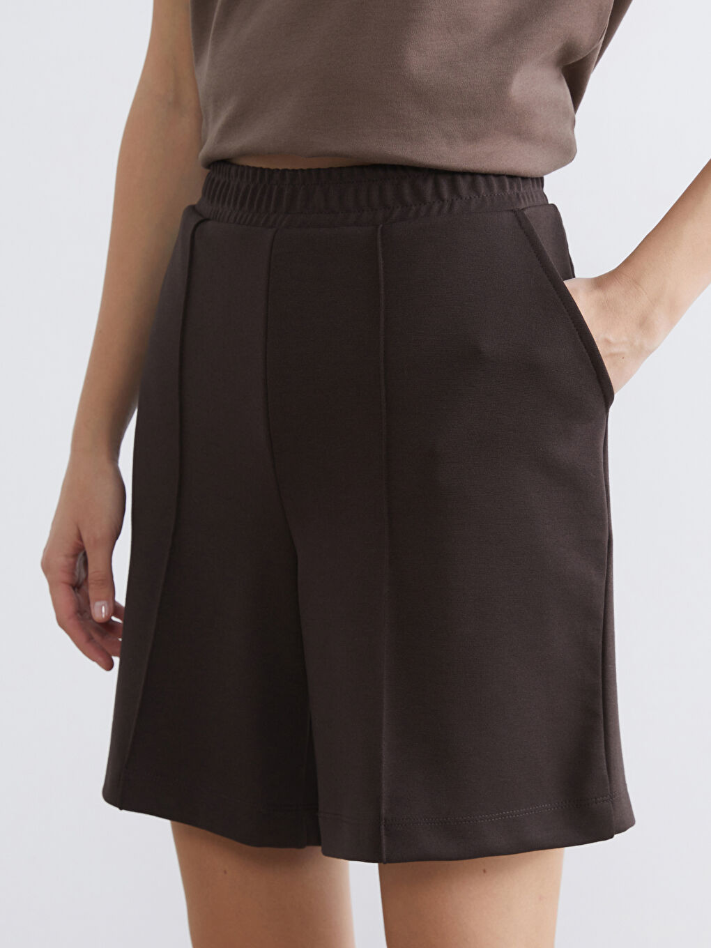 Kahverengi Beli Lastikli Kadın Spor Şort-2