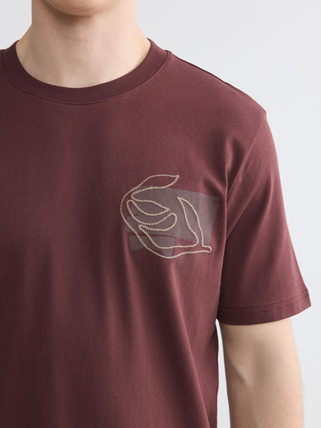 Rundhalsausschnitt Bedrucktes Herren T-Shirt-2