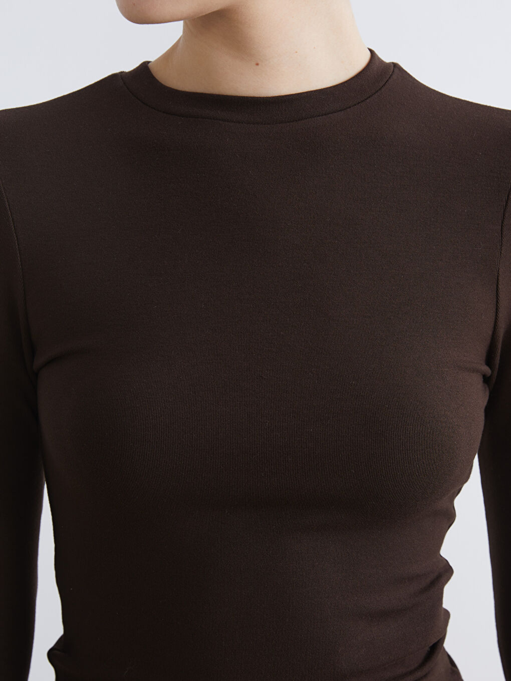 Женское боди из рибаны с круглым вырезом-2