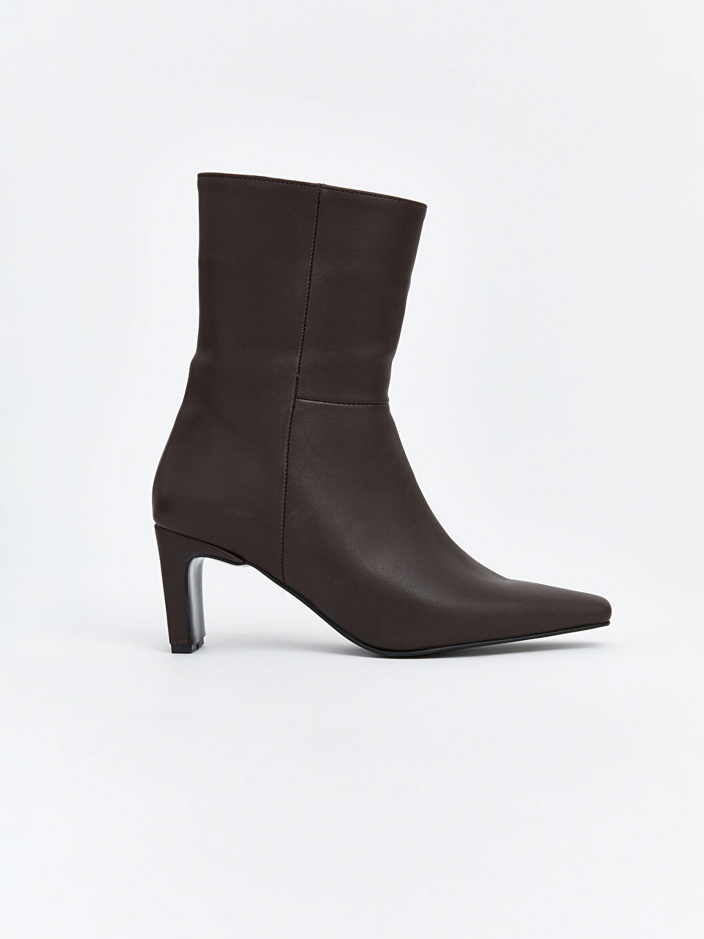 Kahverengi Deri Görünümlü Kadın Topuklu Bot-1