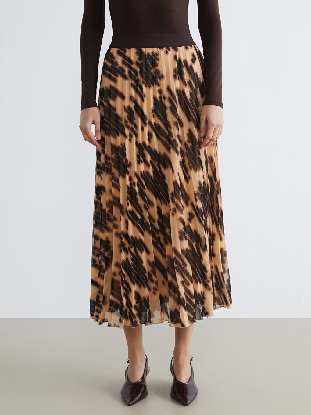 პატერნიანი პლიცირებული შიფონის ქვედაკაბა ელასტიური წელით-1