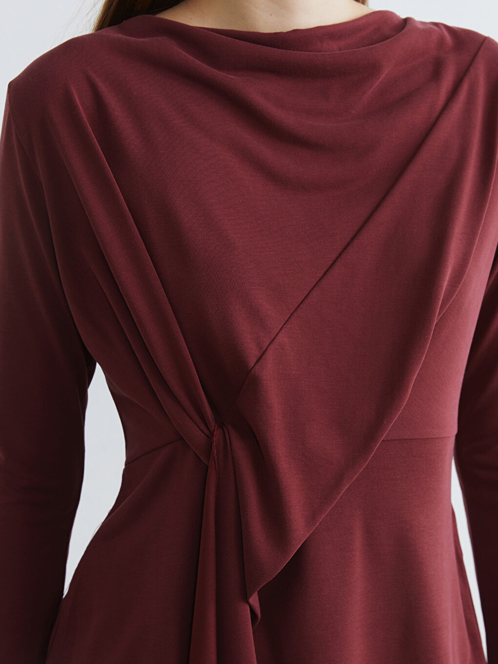 Mercan Dökümlü Yaka Büzgülü Bluz-2