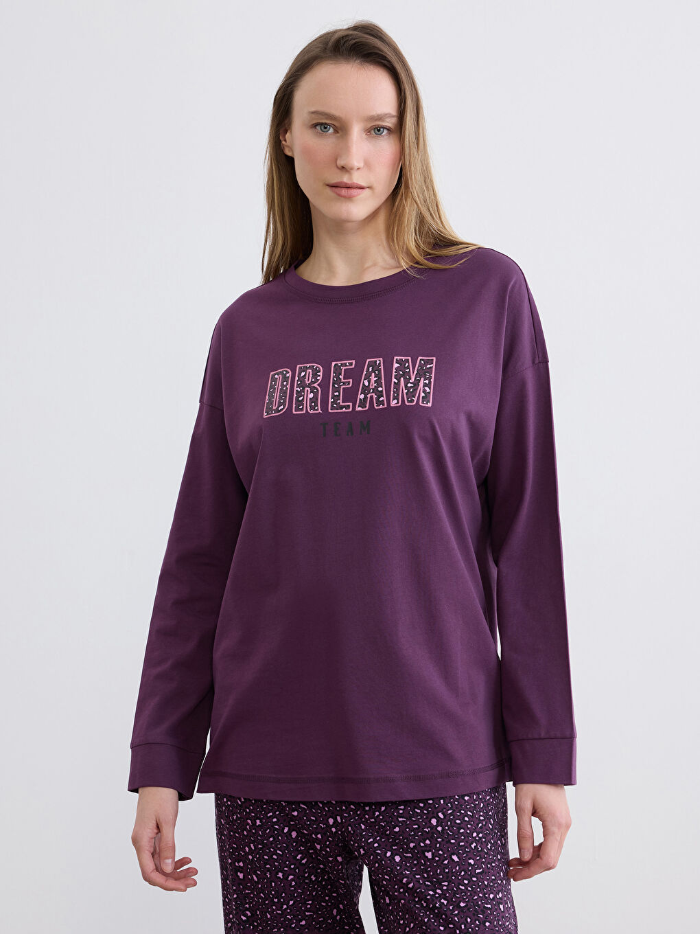 Ensemble de pyjama imprimé à col rond pour femme-1