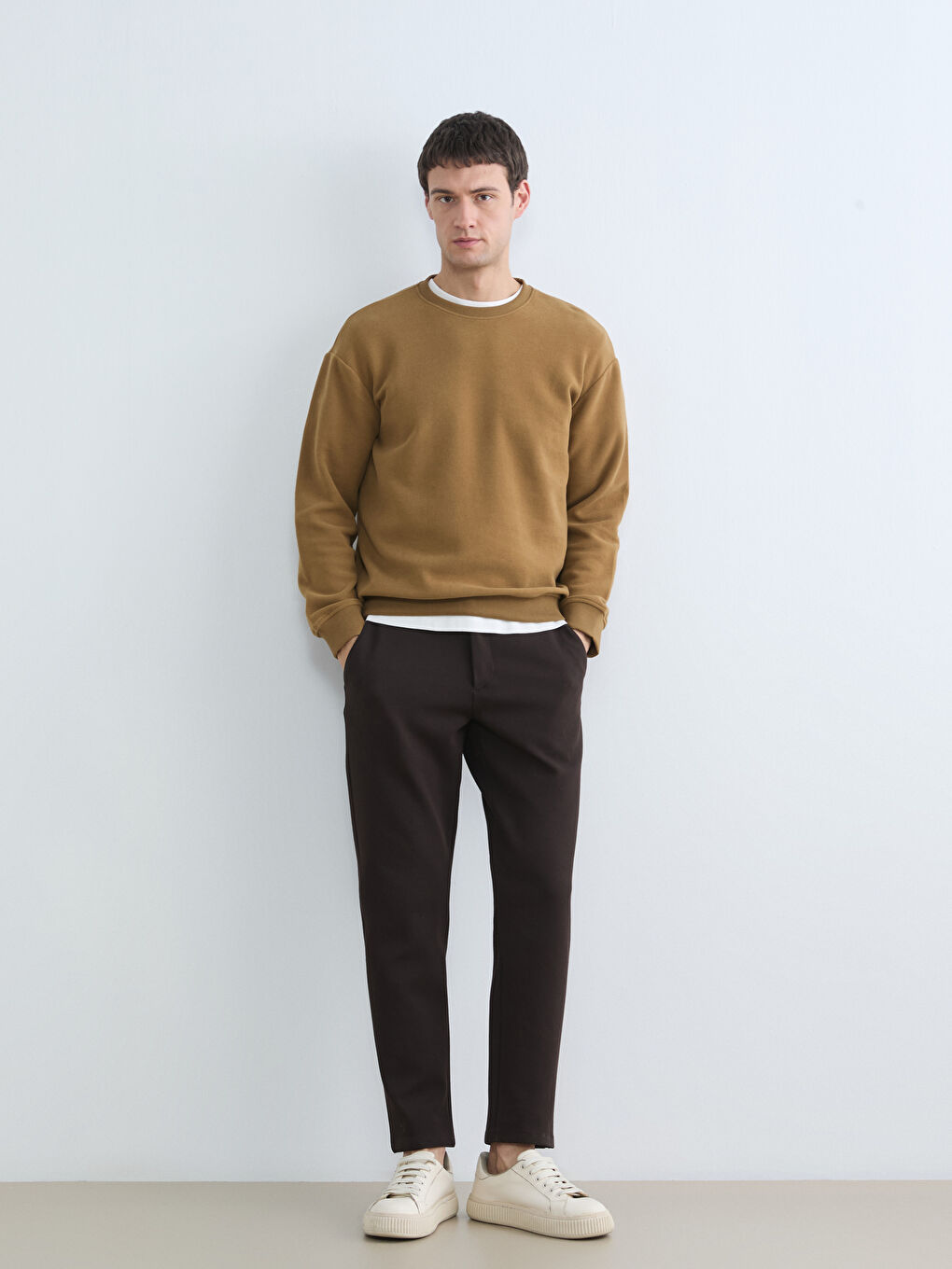 Kahverengi Bisiklet Yaka Erkek Sweatshirt-1