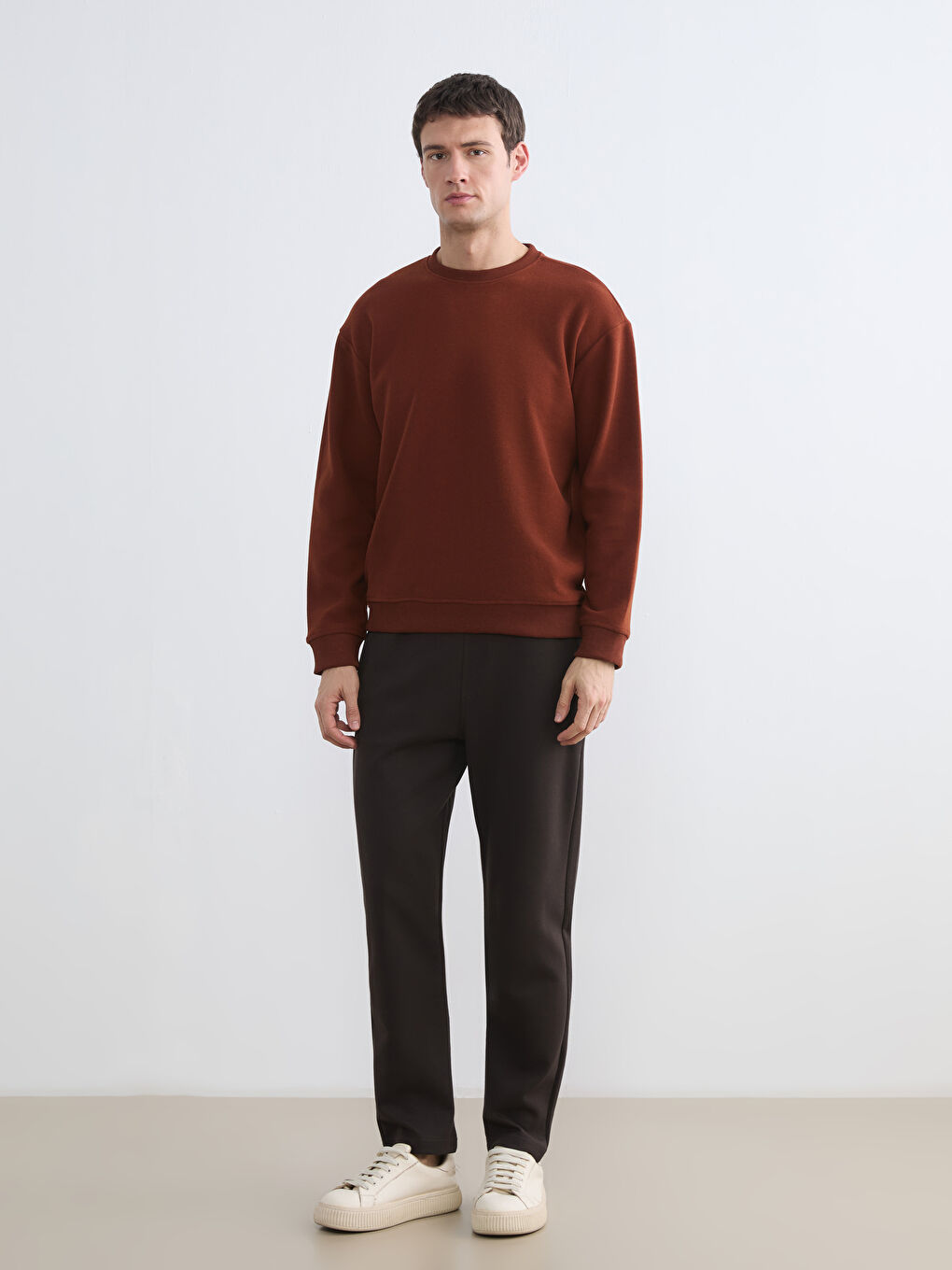 Kahverengi Bisiklet Yaka Erkek Sweatshirt-1