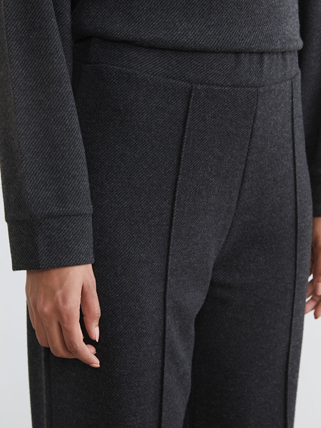 Antrasit Beli Lastikli Desenli Kadın Eşofman Altı-2