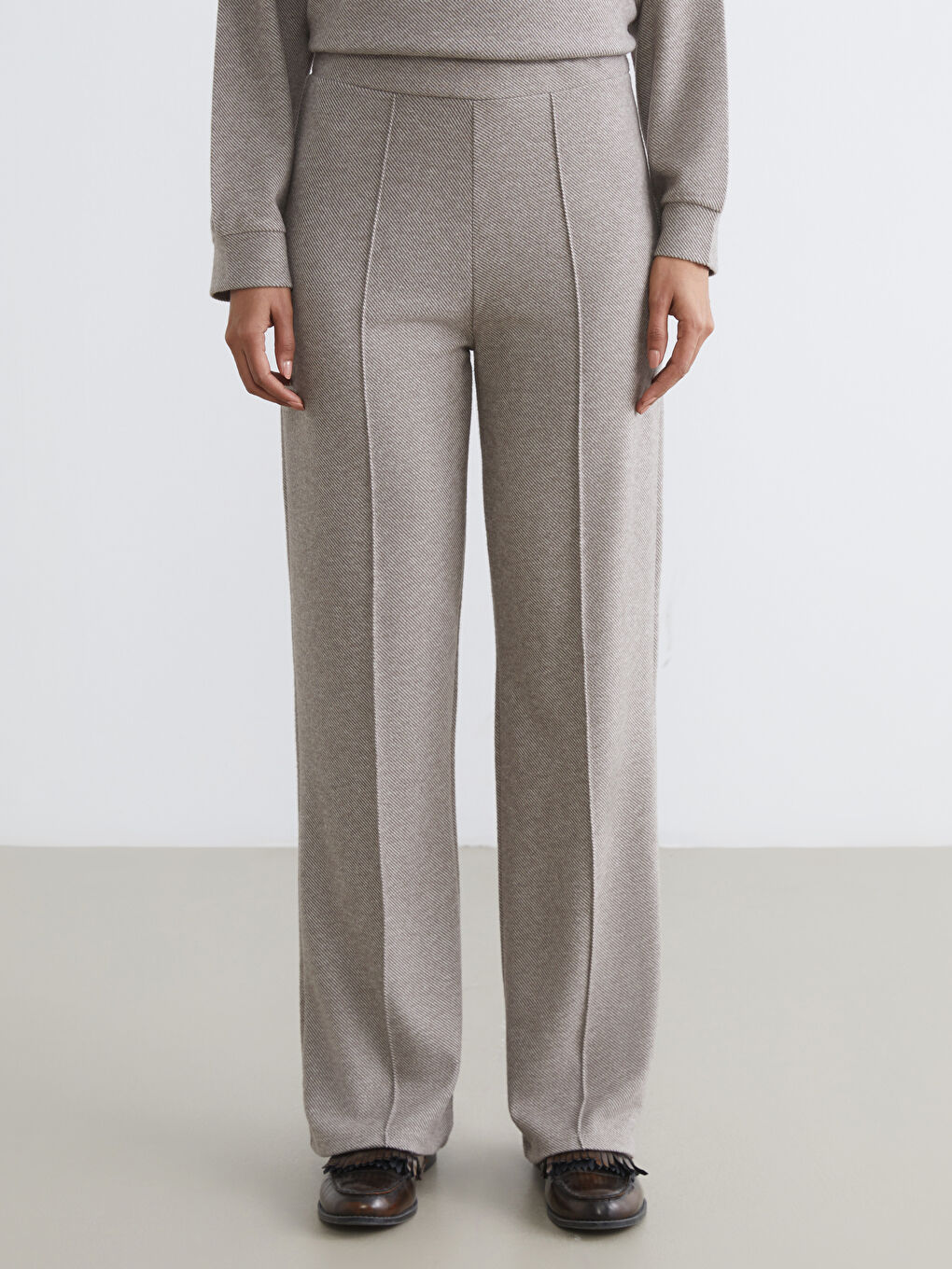 Kahverengi Beli Lastikli Desenli Kadın Eşofman Altı-1