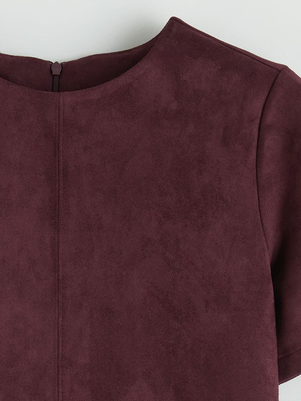 Mini haljina sa efektom antilopa i okruglim izrezom.-5