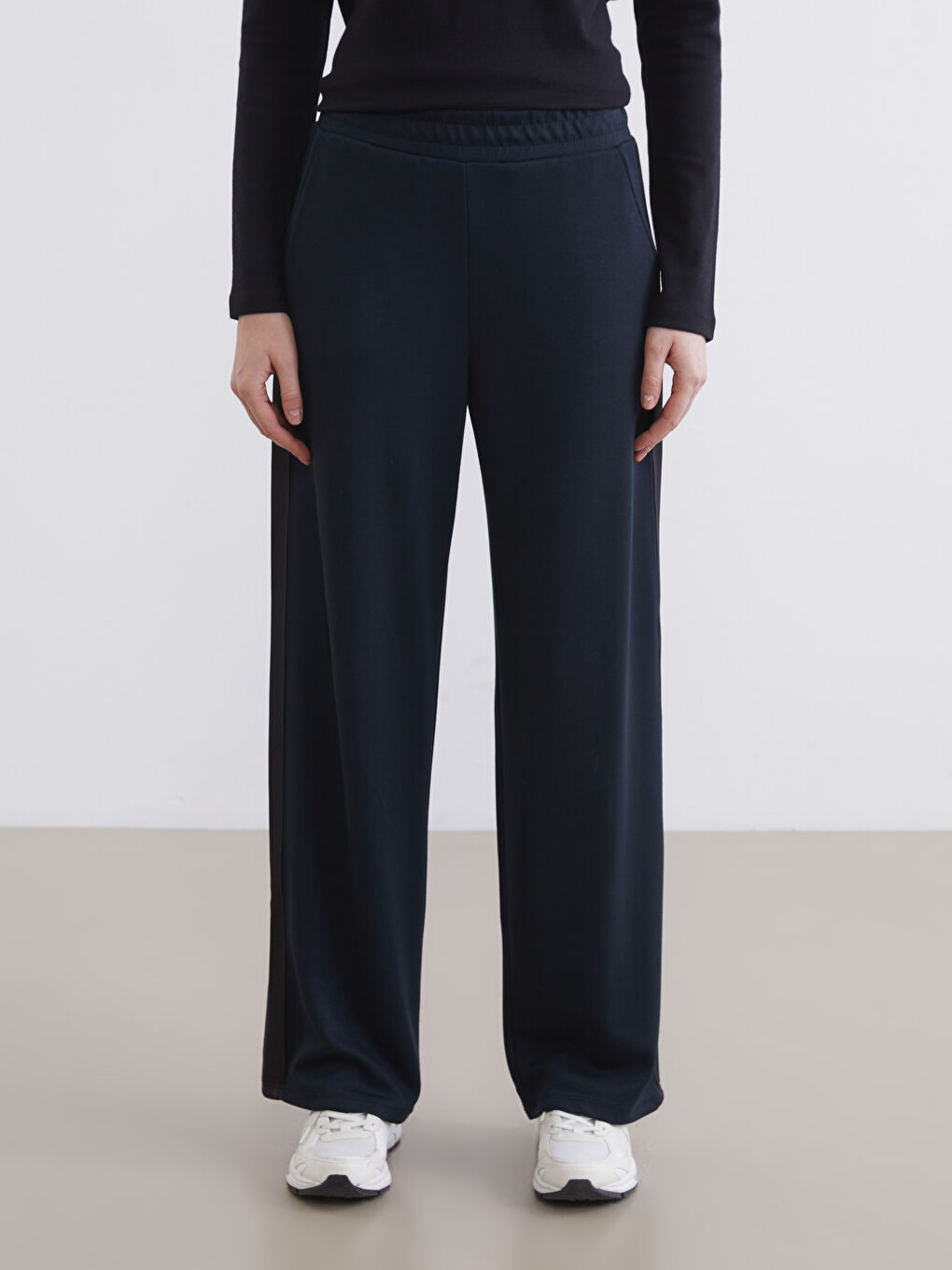 Soft Touch Jogginghose für Damen mit Elastischem Bund-1