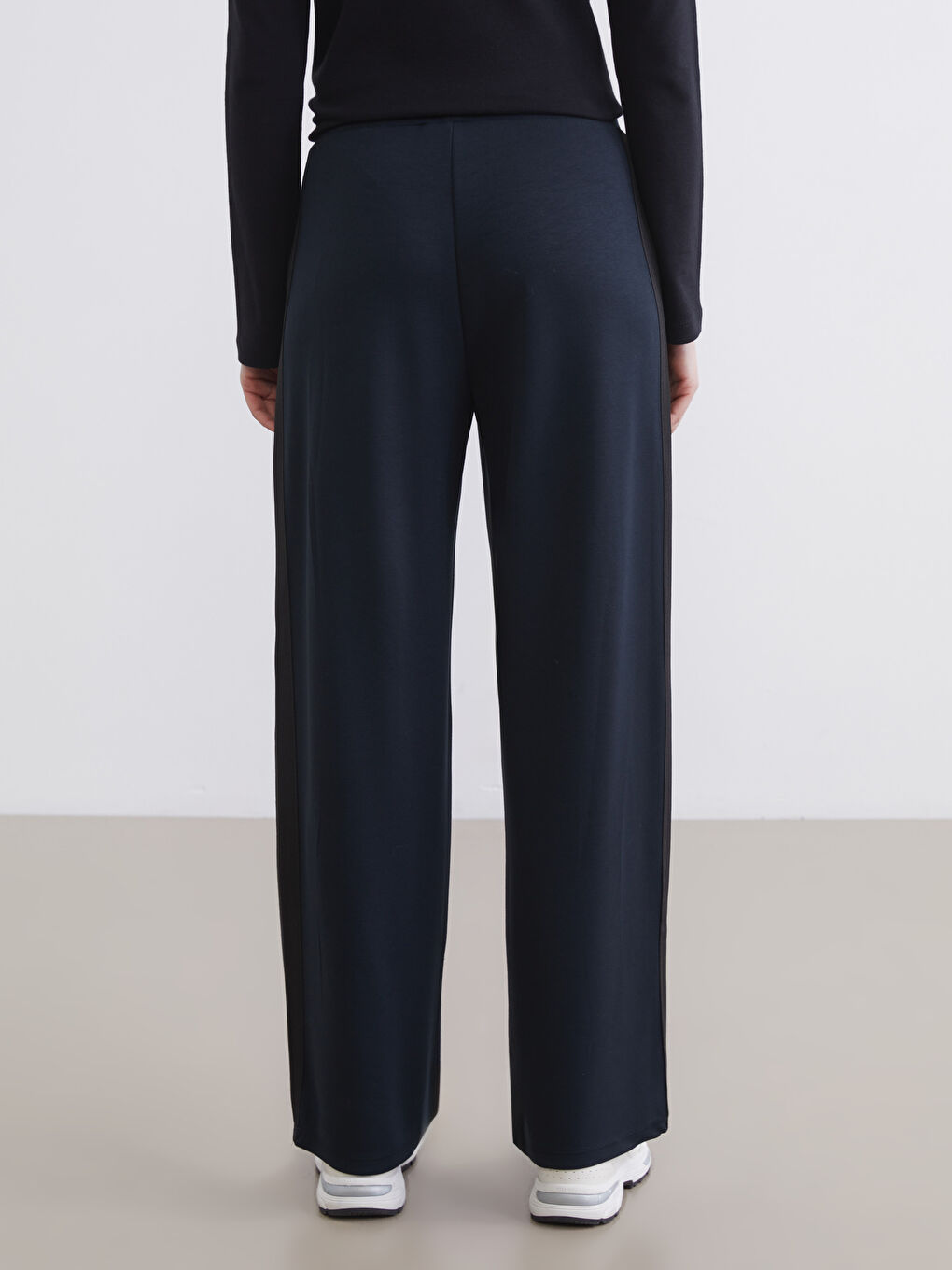 Soft Touch Jogginghose für Damen mit Elastischem Bund-3