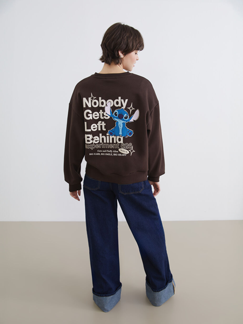 Kahverengi Stitch Baskılı Oversize Kadın Kalın Sweatshirt-3