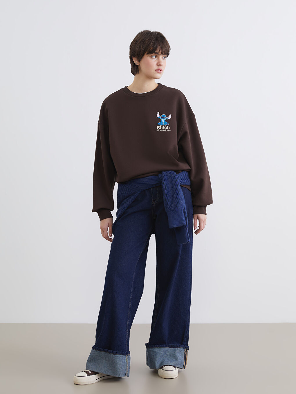 Kahverengi Stitch Baskılı Oversize Kadın Kalın Sweatshirt-1