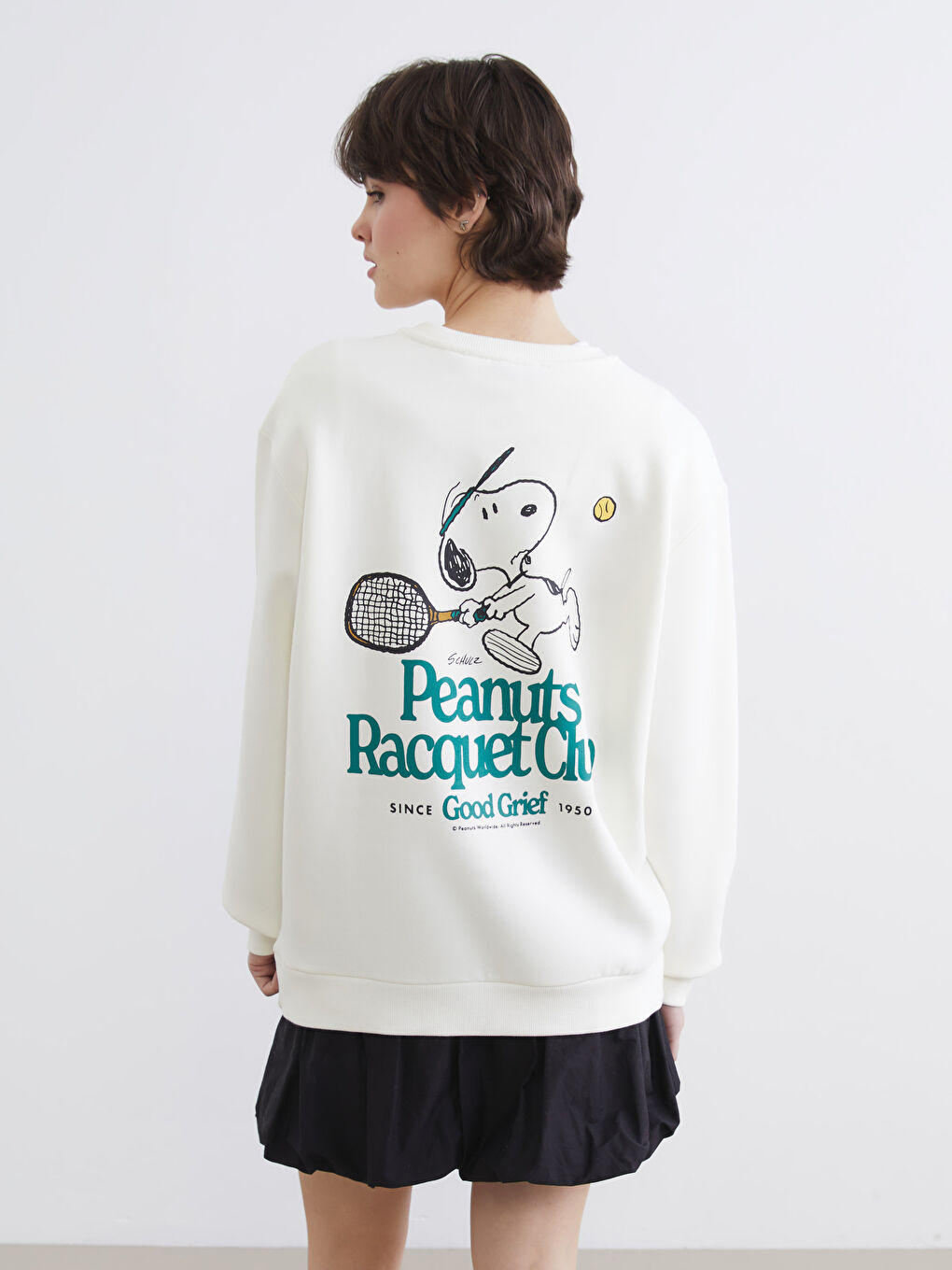 كنزة رياضية بيج امرأة